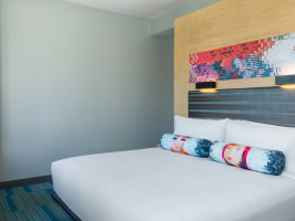 Hotel Aloft Miami Aventura image