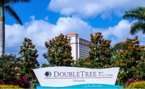 Hotel DoubleTree By Hilton Hotel Orlando At SeaWorld image