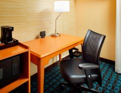 Hotel Fairfield Inn & Suites Cleveland Beachwood image