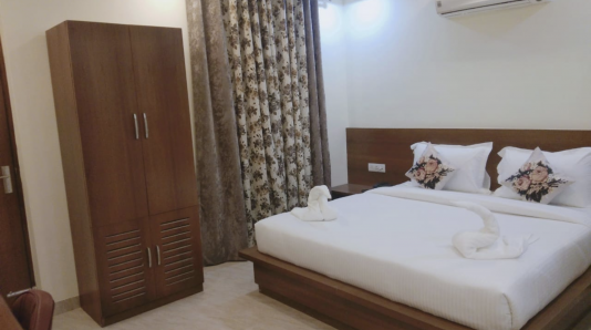OYO 45652 Grand Oyster Homestay, Gurugram