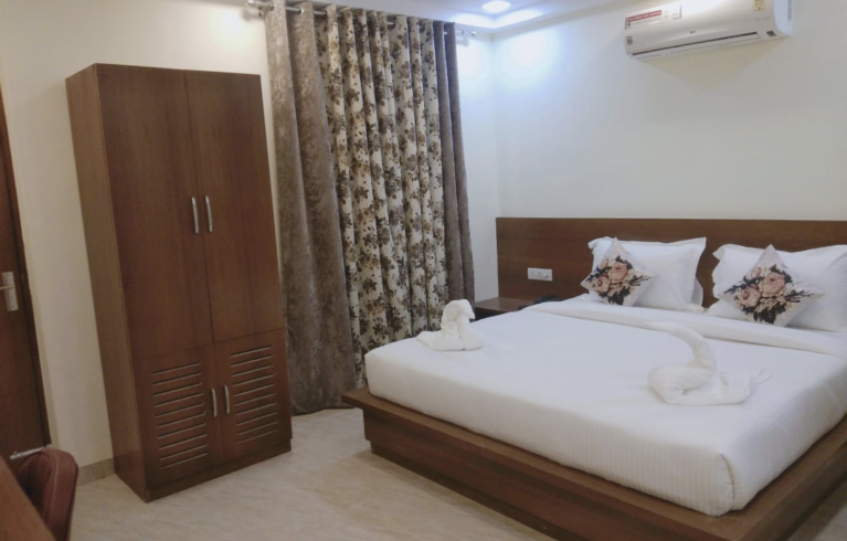 OYO 45652 Grand Oyster Homestay, Gurugram