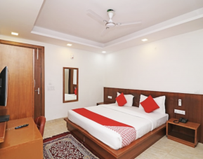 OYO 45652 Grand Oyster Homestay, Gurugram