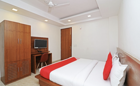 Hotel OYO 45652 Grand Oyster Homestay image