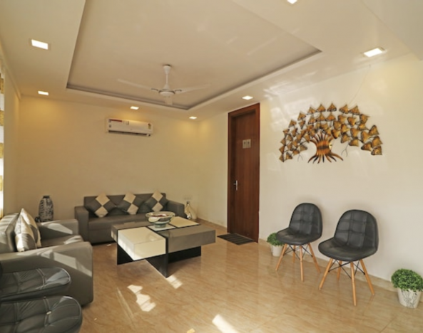 OYO 45652 Grand Oyster Homestay, Gurugram