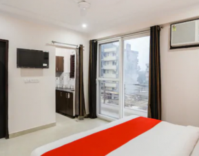 OYO 45652 Grand Oyster Homestay, Gurugram