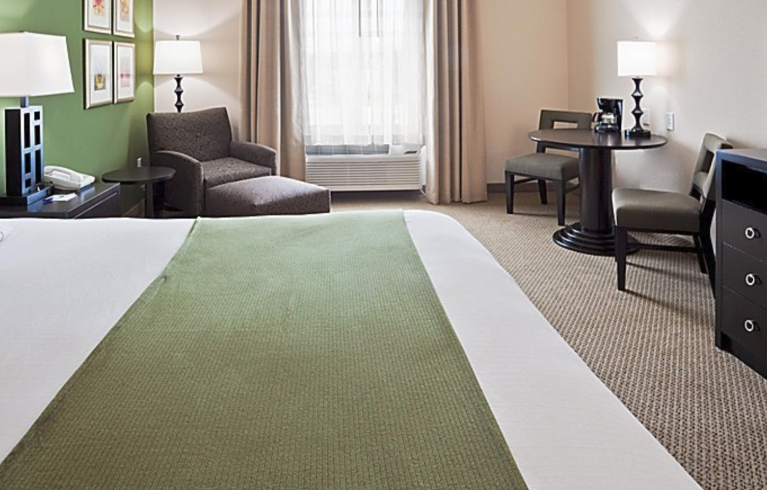 Holiday Inn Express & Suites Marathon, Marathon
