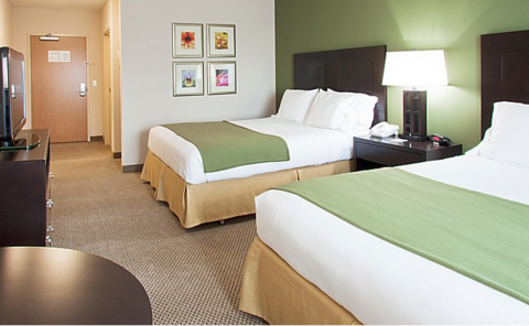 Hotel Holiday Inn Express & Suites Marathon image
