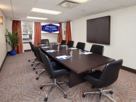 Hotel Hampton Inn & Suites Seattle-North/Lynnwood image