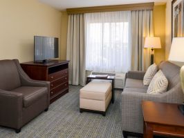 Hotel Homewood Suites By Hilton Fresno image