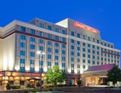 Hotel Hampton Inn & Suites, Skokie image