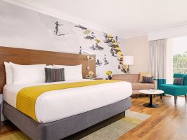 Hotel Town And Country San Diego image