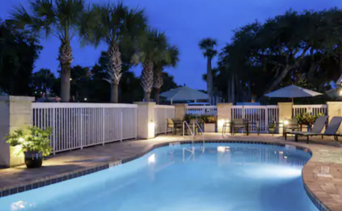 Hotel Hampton Inn New Smyrna Beach image
