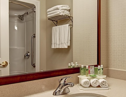 Holiday Inn Express And Suites Guelph, Guelph