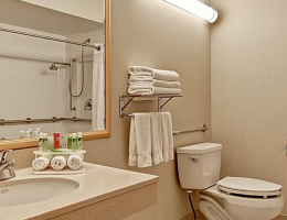 Holiday Inn Express And Suites Guelph, Guelph