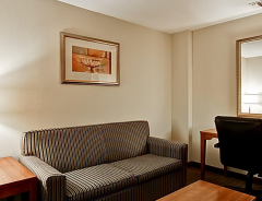 Hotel Holiday Inn Express And Suites Guelph image