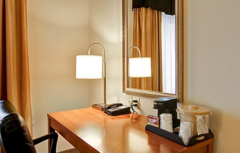 Holiday Inn Express And Suites Guelph, Guelph