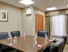 Holiday Inn Express And Suites Guelph, Guelph