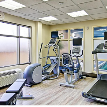 Hotel Holiday Inn Express And Suites Guelph image