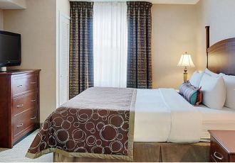Hotel Staybridge Suites Oakville-Burlington image