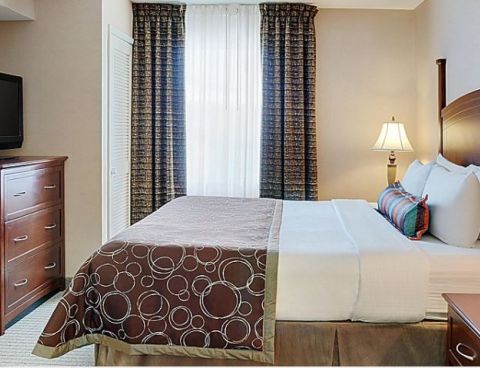 Hotel Staybridge Suites Oakville-Burlington image