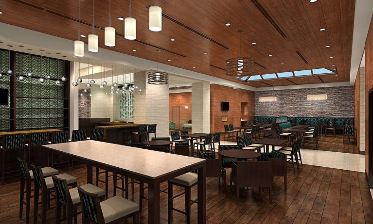 Dining area perfect for coworking at Hyatt Place West End Georgetown.
