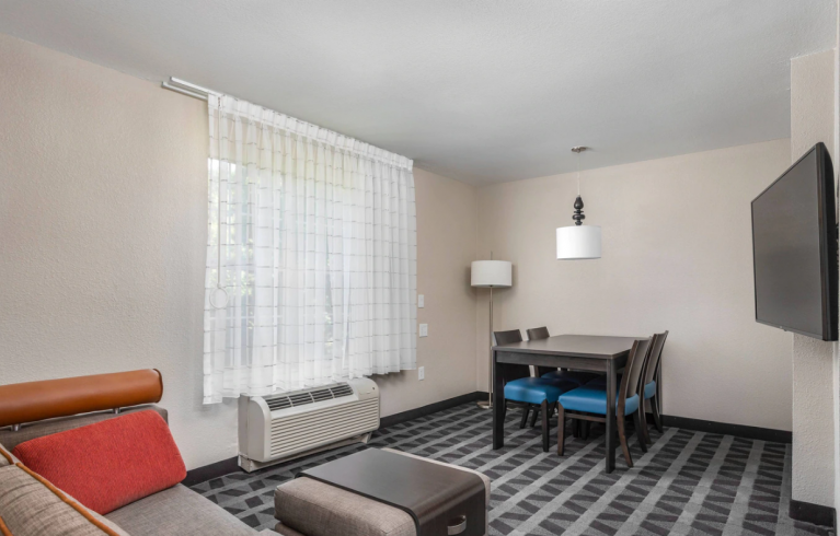 TownePlace Suites Charlotte Arrowood, Charlotte