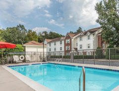 Hotel TownePlace Suites Charlotte Arrowood image