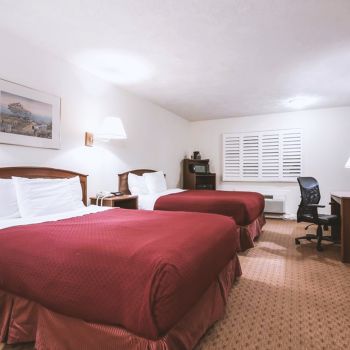 Hotel Sky-Palace Inn & Suites Mccook image