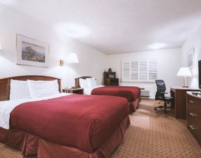 Sky-Palace Inn & Suites Mccook, McCook