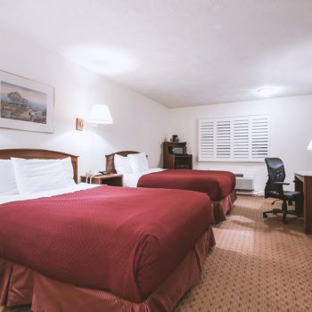 Hotel Sky-Palace Inn & Suites Mccook image