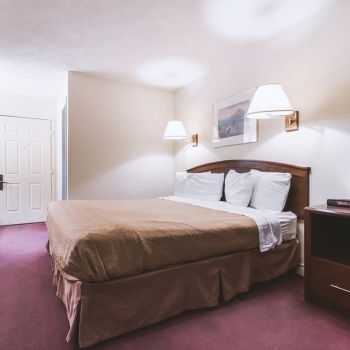 Hotel Sky-Palace Inn & Suites Mccook image