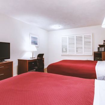 Hotel Sky-Palace Inn & Suites Mccook image