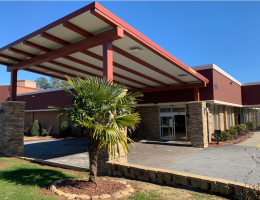 Red Roof PLUS+ & Suites Atlanta-Cumberland/Vinings, Smyrna