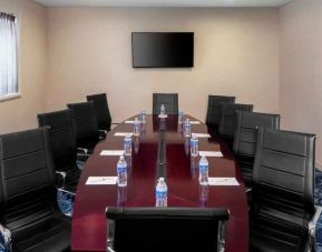 Comfortable meeting room at the DoubleTree by Hilton Cleveland Westlake.