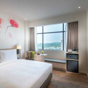 Comfortable queen guest room at the Hilton Garden Inn Kuala Lumpur Jalan Tuanku Abdul Rahman South.