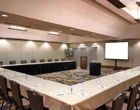 Meeting room suitable for any business occasion at the Hilton Phoenix Resort at the Peak.