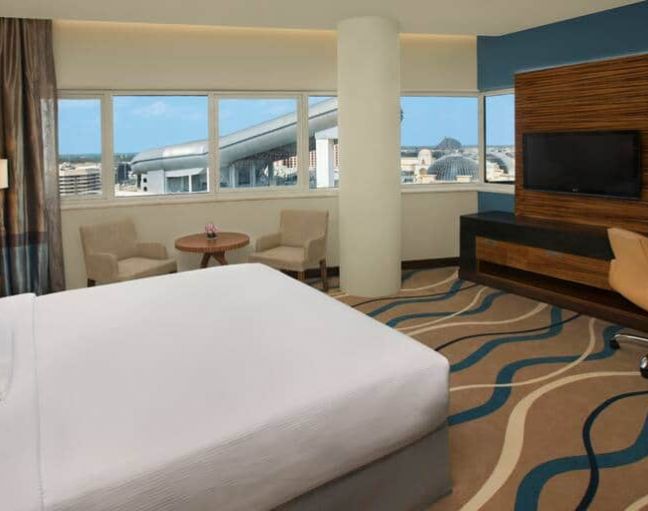 DoubleTree By Hilton Hotel And Residences Dubai Al Barsha