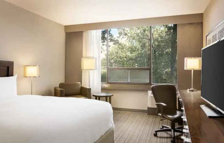DoubleTree By Hilton Toronto Airport West, Mississauga