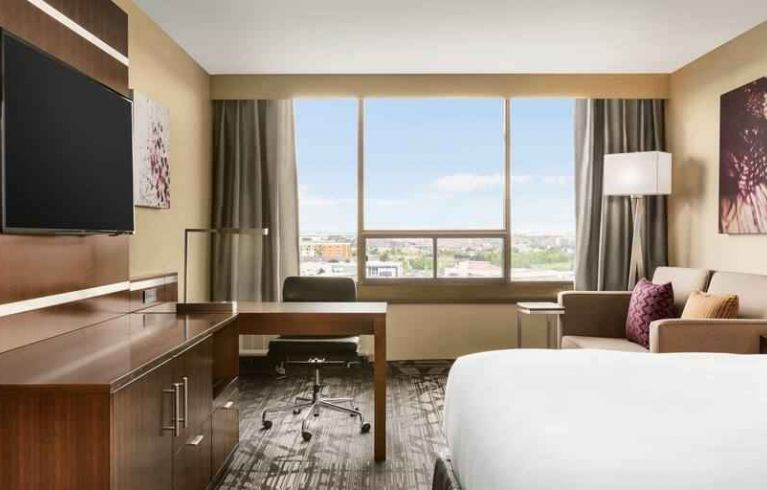 DoubleTree By Hilton Toronto Airport West, Mississauga