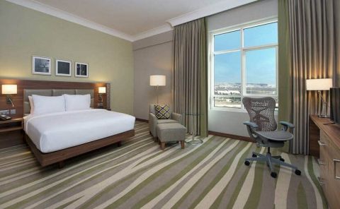Hotel Hilton Garden Inn Dubai Al Muraqabat image