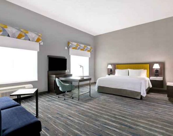 Hampton Inn & Suites Houston East Beltway 8