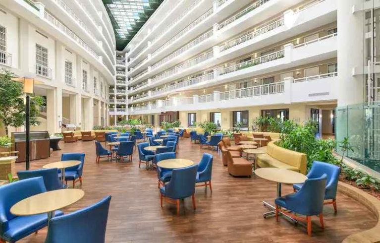 Embassy Suites By Hilton Alexandria Old Town, Alexandria