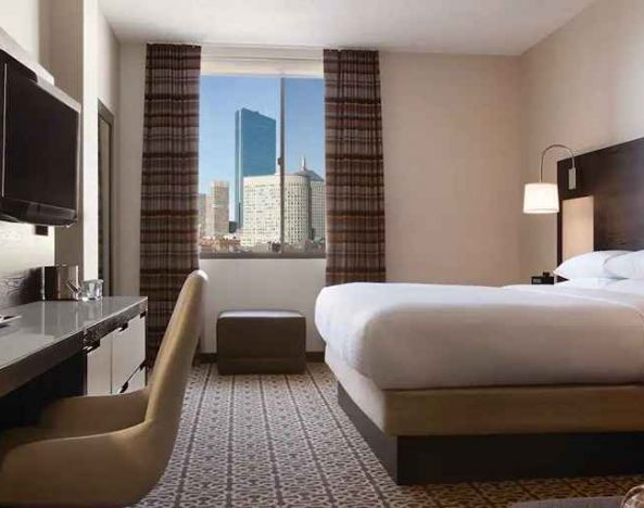 DoubleTree By Hilton Boston Downtown