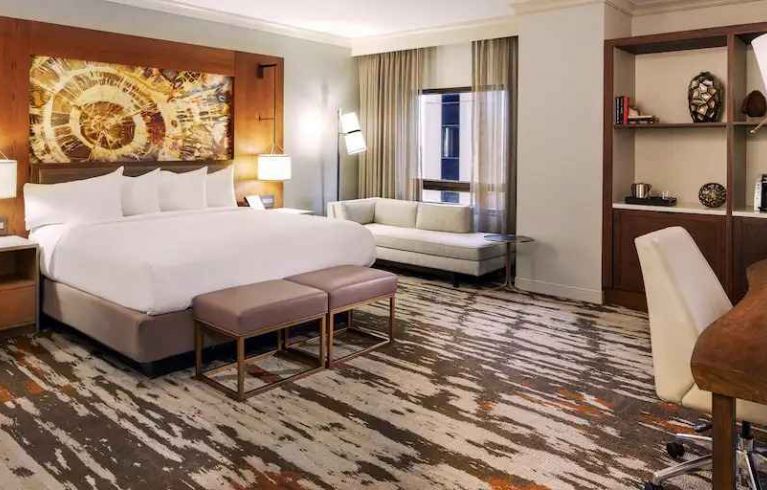 Hilton Denver City Center, Denver