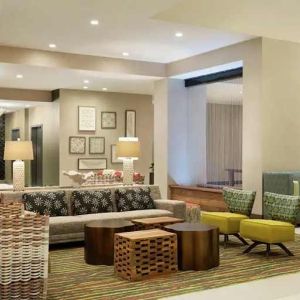 large lounge area in dayrooms ideal for coworking at Embassy Suites by Hilton Oahu Kapolei.