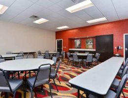 Hampton Inn & Suites California University-Pittsburgh, Coal Center