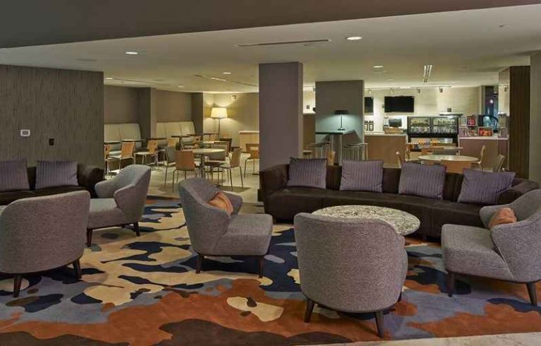 Hilton Raleigh North Hills, Raleigh