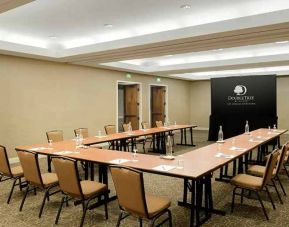 small conference and meeting room ideal for all types of business meetings and work tasks at DoubleTree by Hilton Los Angeles Downtown.