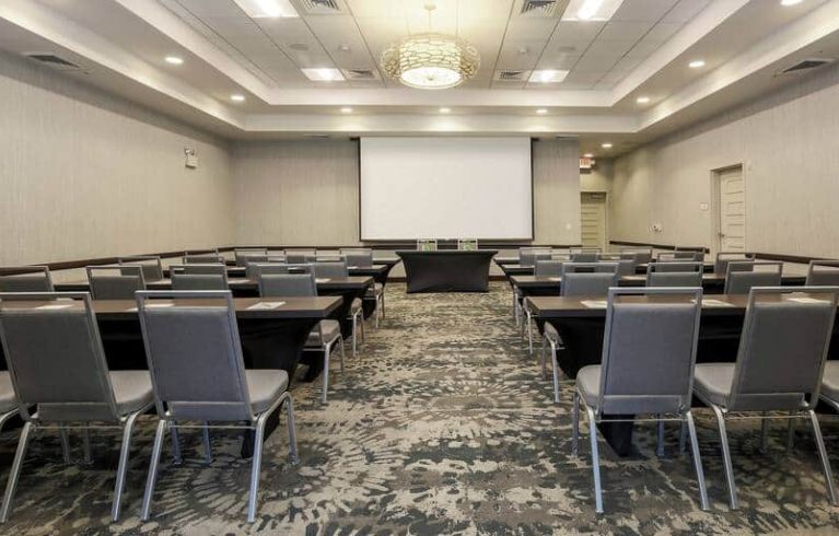 Hilton Garden Inn Arlington Shirlington, Arlington (VA)