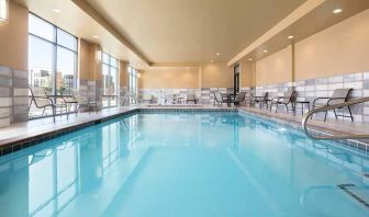 Brigh-lit indoor pool at Hampton Inn By Hilton, Salt Lake City Cottonwood.